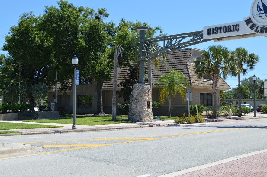 More Photos Of 300 E New Haven Ave, Melbourne Office For Sale