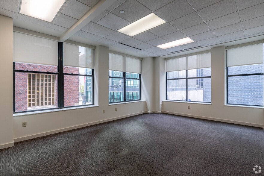 More Photos Of 35 N 4th St, Columbus Office For Sale