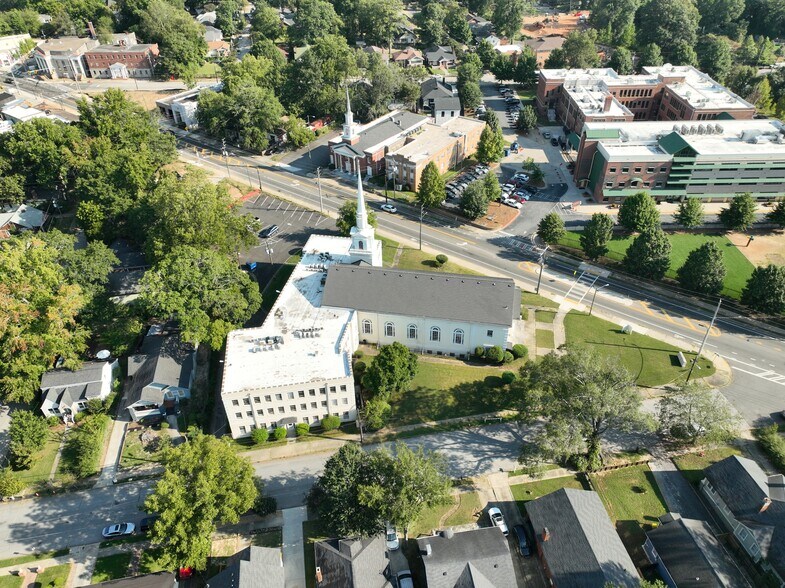 More Photos Of 1450 Ralph David Abernathy Blvd SW, Atlanta Specialty For Sale