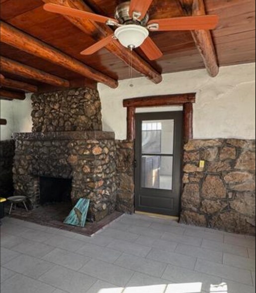 More Photos Of 1133 Grand Ave, Las Vegas Office Residential For Sale