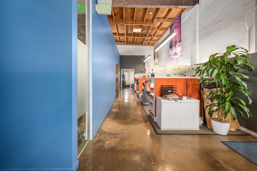 More Photos Of 1342 Coronado Ave, Long Beach Loft Creative Space For Lease