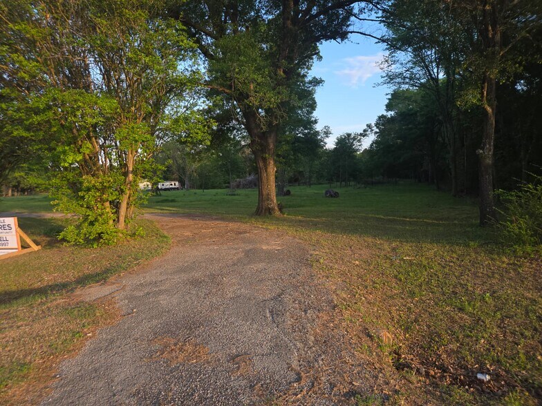 More Photos Of 1645 Royall Blvd, Malakoff Land For Sale