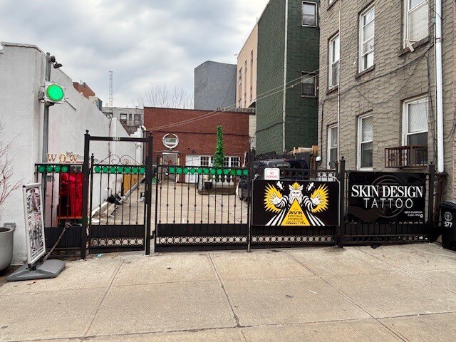 More Photos Of 583 Driggs Ave, Brooklyn Storefront Retail Office For Lease