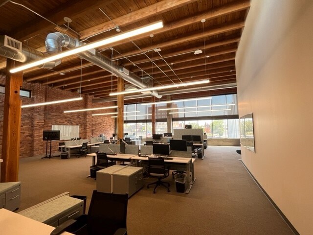 More Photos Of 1816 Walnut St, Kansas City Office For Lease