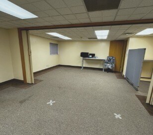More Photos Of 21540 W 11 Mile Rd, Southfield Medical For Lease
