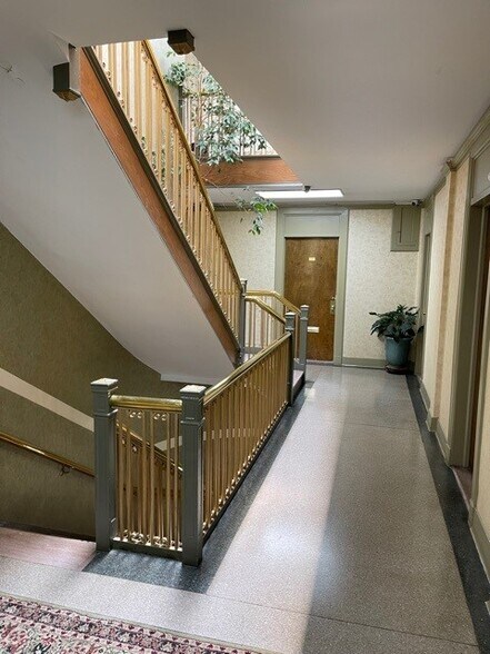 More Photos Of 1527 Franklin Ave, Mineola Office For Lease