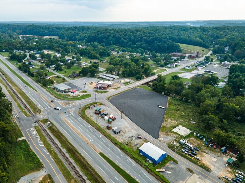 More Photos Of 216 E Commerce St, Waverly Land For Sale