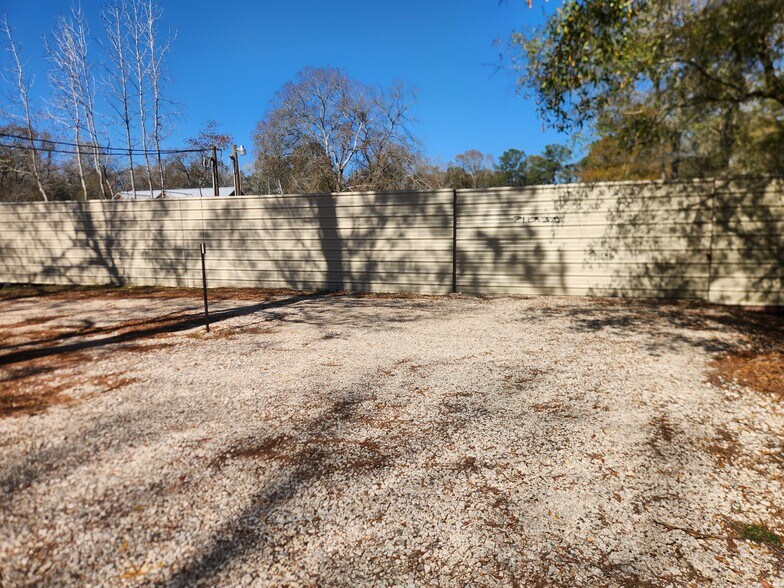 Primary Photo Of 71 County Road 370, Splendora Land For Sale