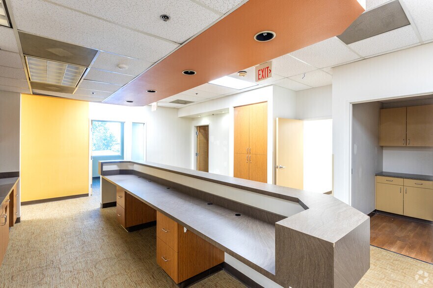 More Photos Of 488 E Valley Pky, Escondido Medical For Lease