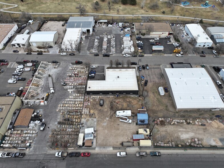More Photos Of 2192 W College Ave, Englewood Warehouse For Sale