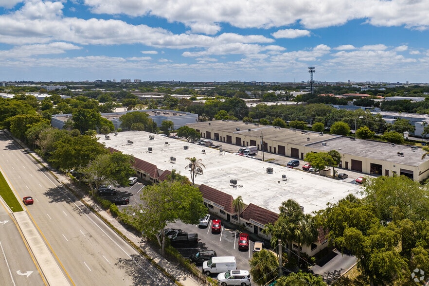 More Photos Of 1200 Clint Moore Rd, Boca Raton Showroom For Lease