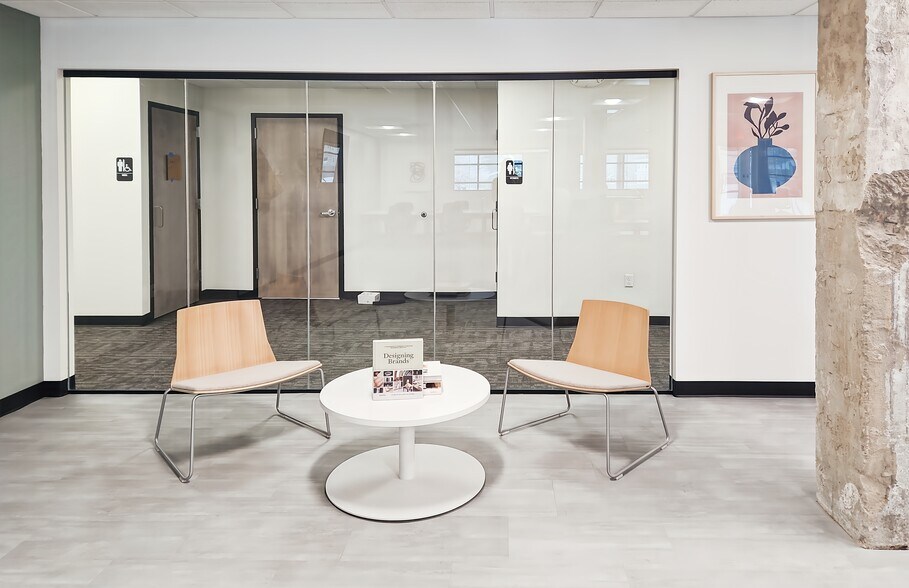 More Photos Of 540 N Broadway, Green Bay Coworking Space