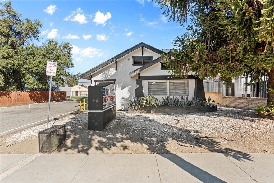 More Photos Of 1020 E Florida Ave, Hemet Freestanding For Sale