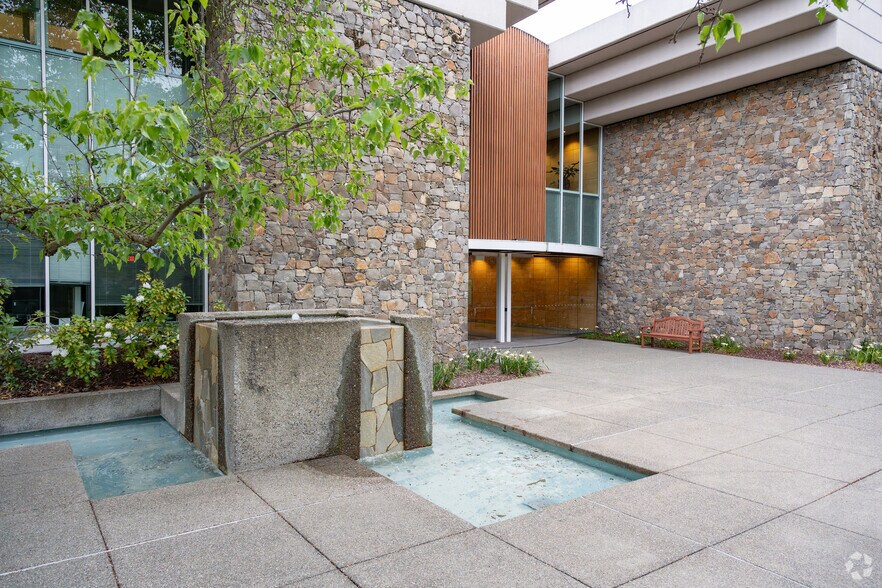 More Photos Of 2235 Mercury Way, Santa Rosa Medical For Lease