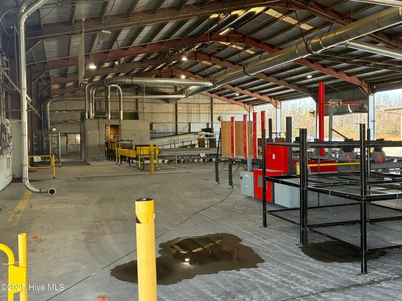 More Photos Of 141 Knobbs Creek Dr, Elizabeth City Industrial For Sale