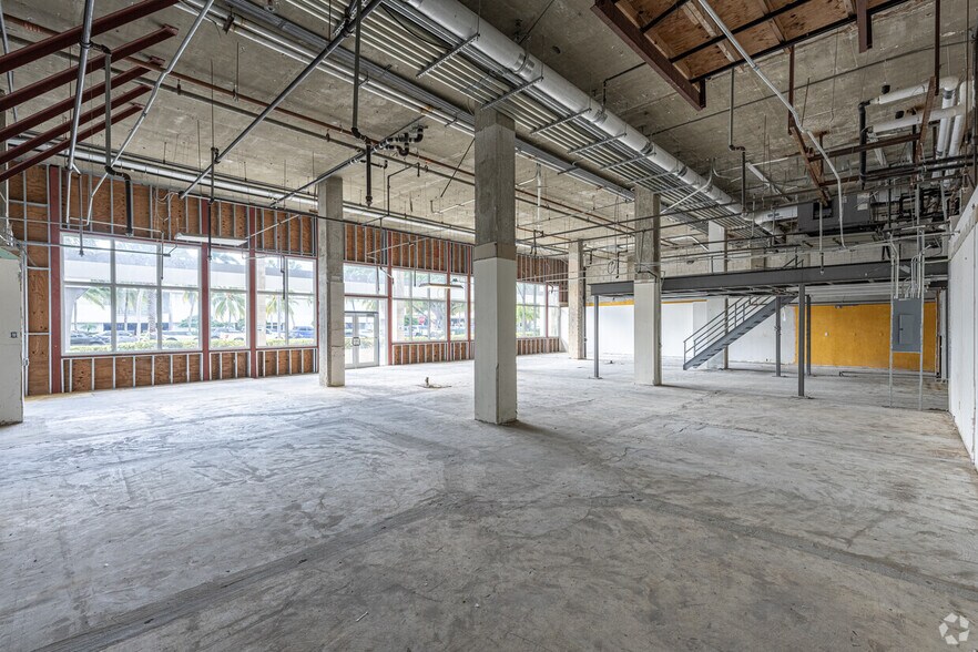 More Photos Of 2455 E Sunrise Blvd, Fort Lauderdale Loft Creative Space For Lease