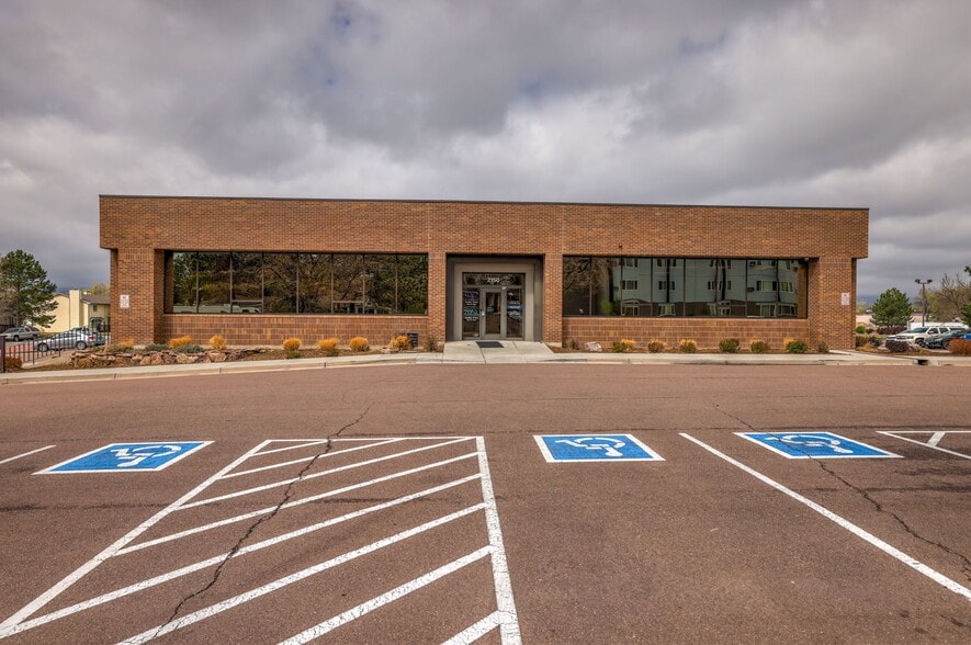 More Photos Of 2150 Lelaray St, Colorado Springs Medical For Sale