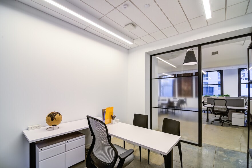 More Photos Of 101 Greenwich St, New York Office For Lease