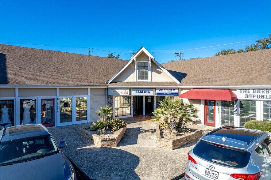 More Photos Of 13453-13489 Blanco Rd, San Antonio Unknown For Lease