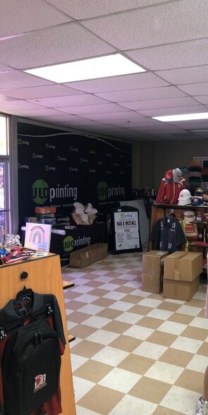 More Photos Of 2878 Jonquil Dr SE, Smyrna Freestanding For Sale