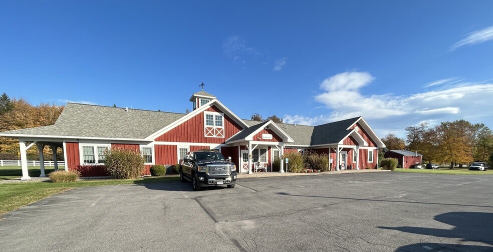 More Photos Of 6810 E Seneca Tpke, Jamesville Specialty For Sale