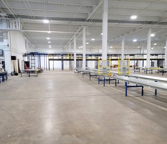 More Photos Of 4545 Fisher Rd, Columbus Distribution For Lease