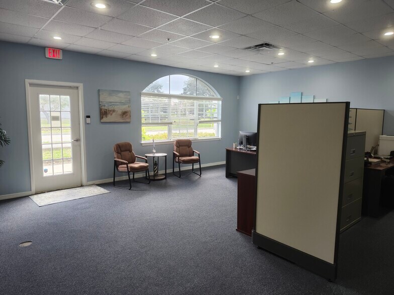 More Photos Of 1676 W Hibiscus Blvd, Melbourne Medical For Lease