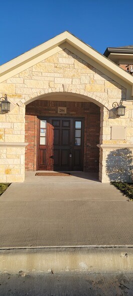 More Photos Of 8668 John Hickman Pky, Frisco Medical For Lease