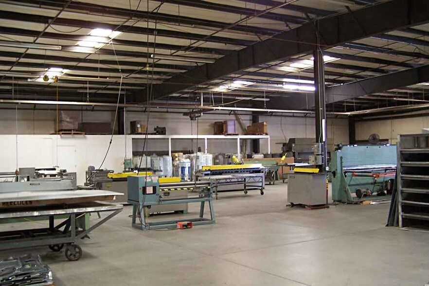 More Photos Of 4800 Innovation Dr, Fort Collins Warehouse For Lease