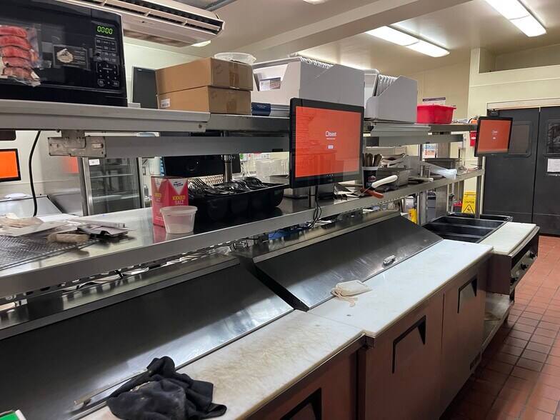 More Photos Of 102-106 S Main St, Alburtis Multifamily For Sale