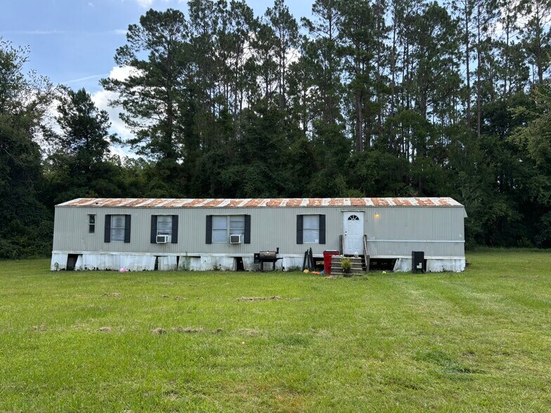 More Photos Of 53 Tranquil Ln, Waynesville Manufactured Housing Mobile Home Park For Sale