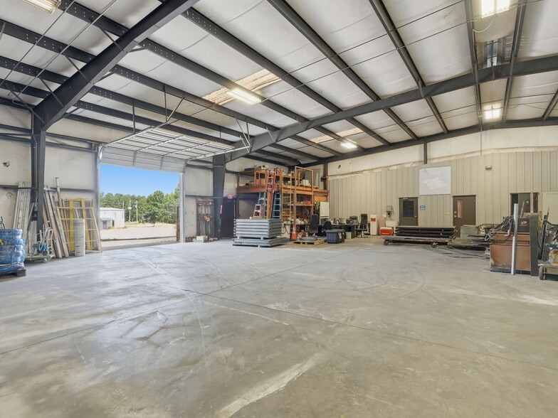More Photos Of 112 Corporate Park East Dr, Lagrange Industrial For Sale