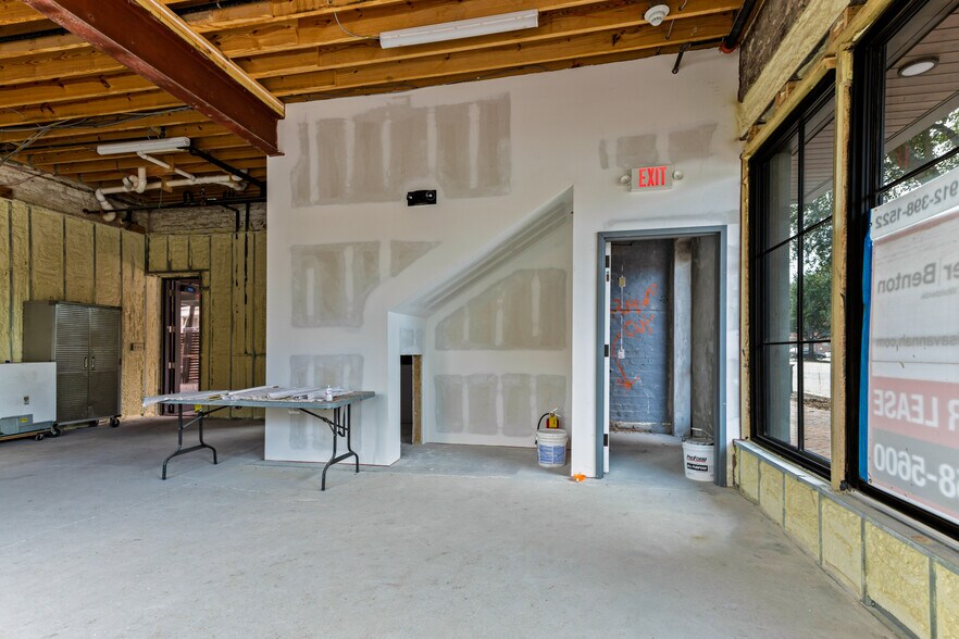 More Photos Of 30-32 Martin Luther King Jr Blvd, Savannah Restaurant For Lease