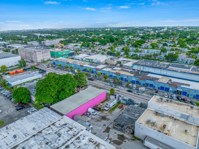 More Photos Of 1996 NW 22nd St, Miami Warehouse For Sale
