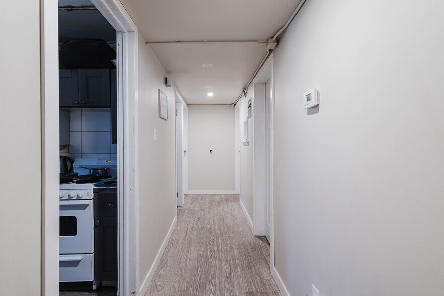 More Photos Of 8504 98 St NW, Edmonton Apartments For Sale