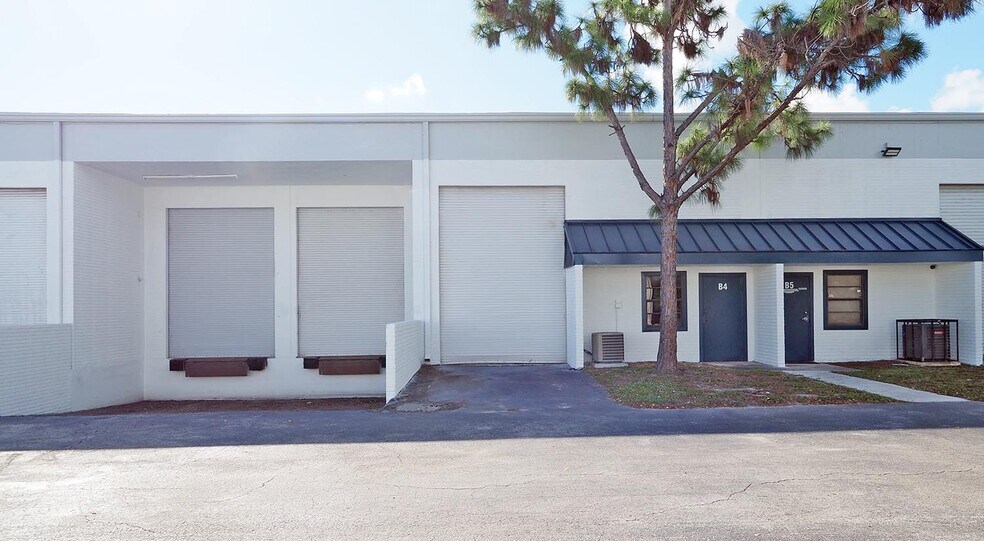 More Photos Of 1533-1717 SW 1st Way, Deerfield Beach Unknown For Lease