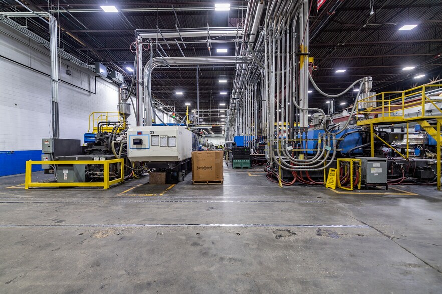 More Photos Of 175 Pioneer Dr, Leominster Warehouse For Sale