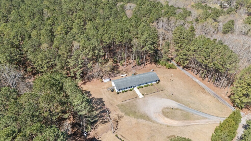 More Photos Of 2807 Sandy Creek Church Rd, Sanford Office Residential For Sale