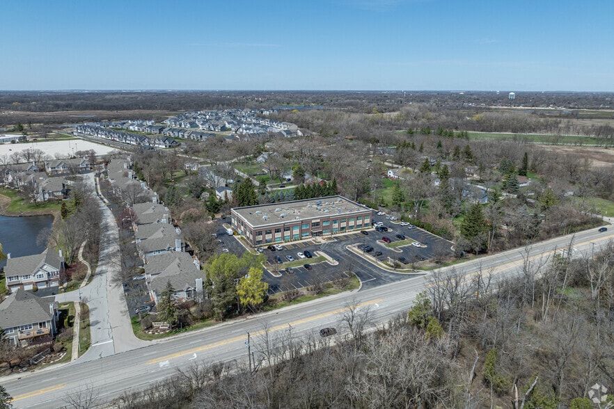 More Photos Of 2323 Naperville Rd, Naperville Loft Creative Space For Lease