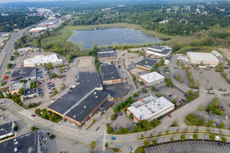 More Photos Of 110-120 Stergis Way, Dedham Research And Development For Lease