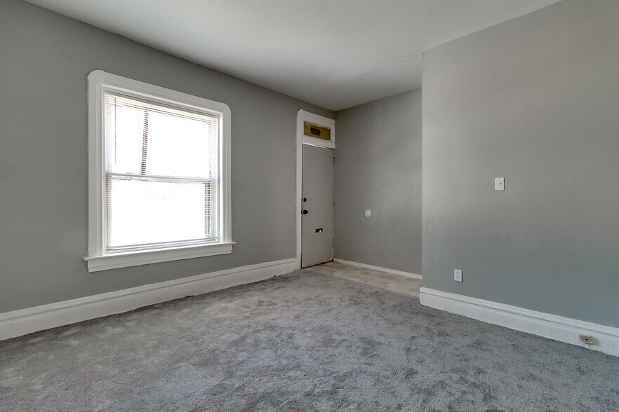 More Photos Of 1402 Granville Pl, Saint Louis Apartments For Sale