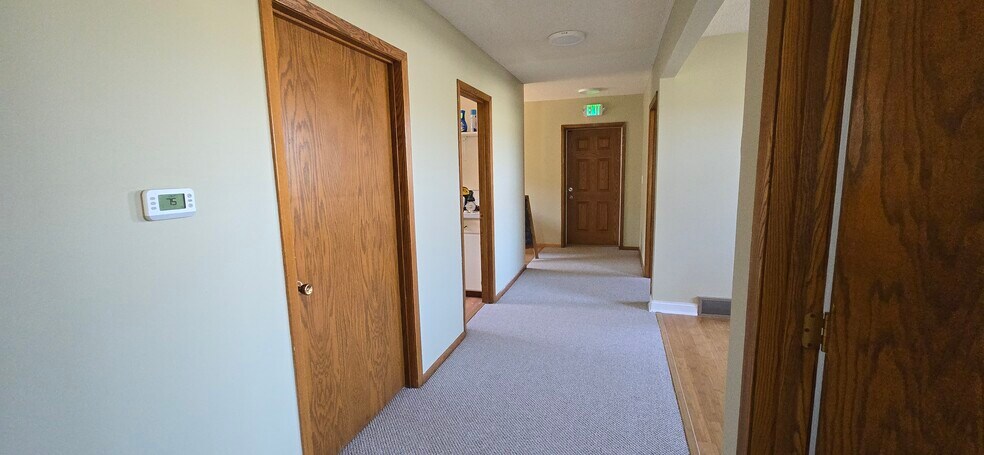 More Photos Of 125 2nd St N, Delano Office For Lease