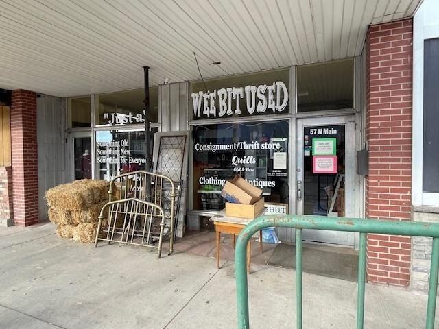 More Photos Of 57 N Main St, Roosevelt Office For Sale