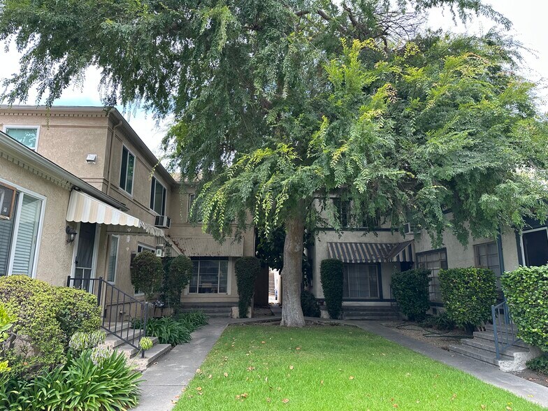 More Photos Of 136 N Pass Ave, Burbank Apartments For Sale