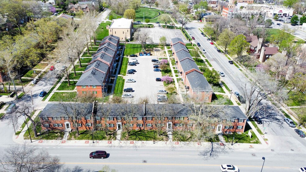 Primary Photo Of 4616 Harrison St, Kansas City Apartments For Sale