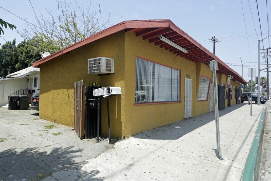 More Photos Of 1201-1205 S Greenwood Ave, Montebello Storefront For Lease