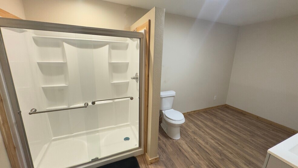 More Photos Of 327 County Road 4851, Newark Industrial For Lease