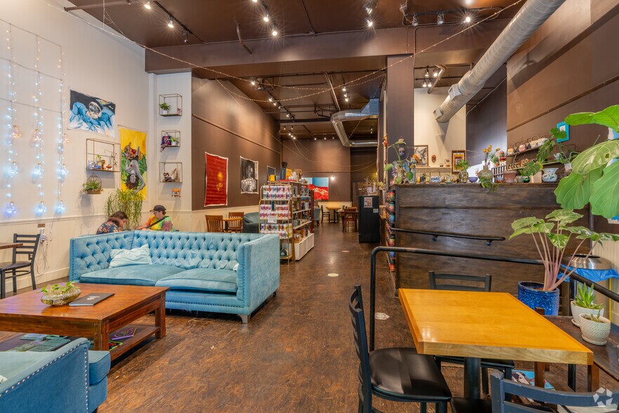 More Photos Of , Eugene General Retail For Sale