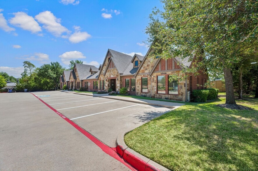 More Photos Of 1117 Glade Rd, Colleyville Medical For Sale