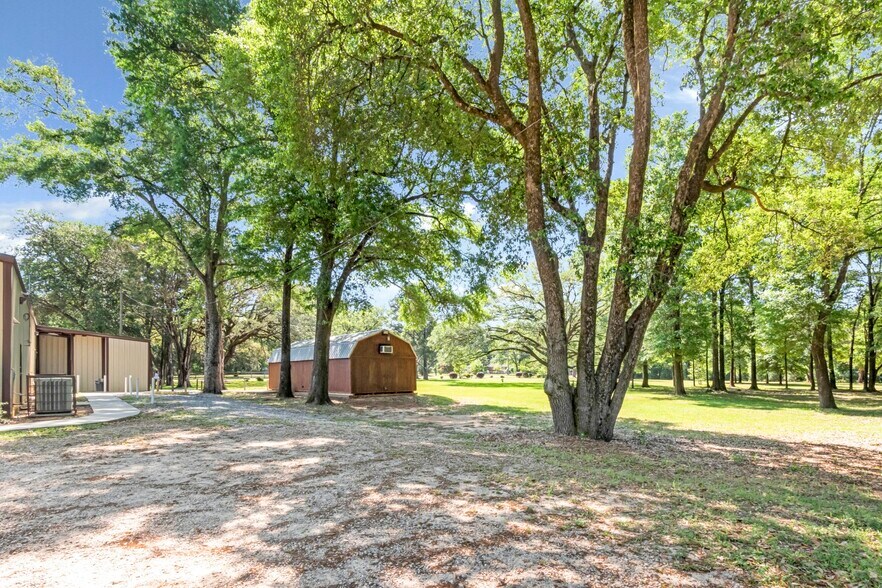 More Photos Of 5725 Jarrett Rd, Prichard Lodge Meeting Hall For Sale